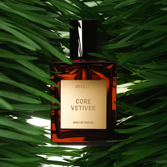 CYKLAR Core Vetiver Roll-On Perfume Oil with Driftwood and Citrus Zest