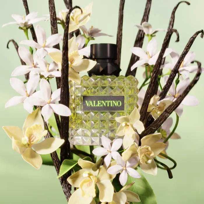 Valentino Donna Born in Roma Green Stravaganza Eau de Parfum with Vanilla & Tea Accord