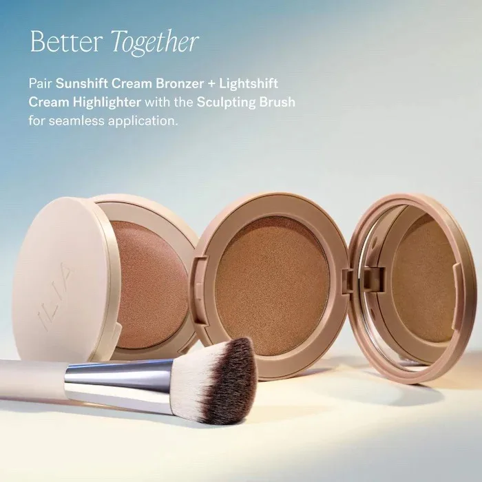 ILIA Sculpting Brush