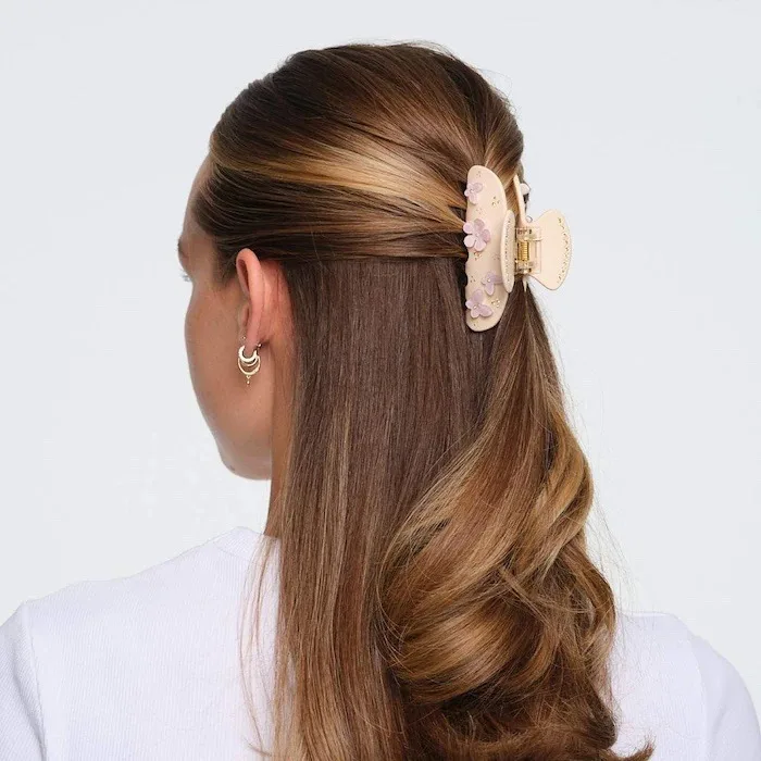 Emi Jay Sweetheart Hair Claw Clip in Pink Angel Food