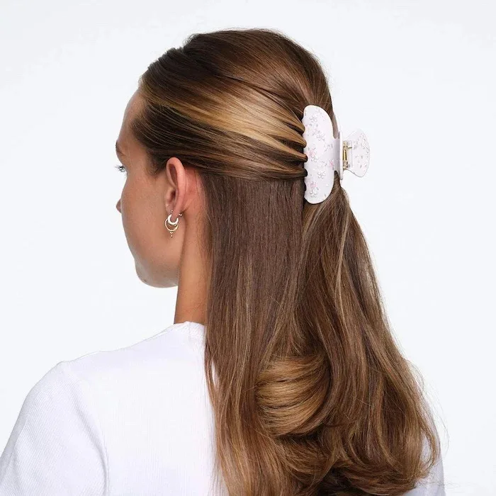 Emi Jay Sweetheart Hair Claw Clip in Tea Party