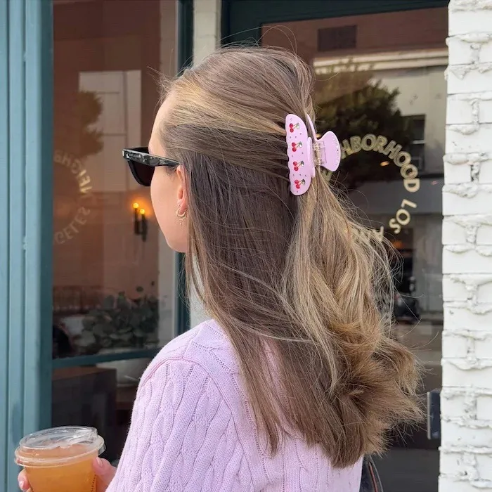 Emi Jay Sweetheart Hair Claw Clip in Pink Cherry Pie