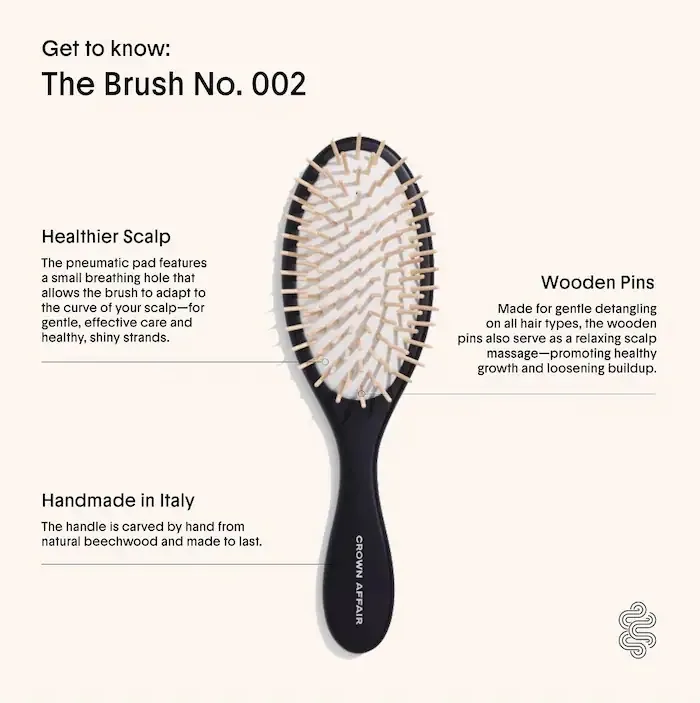Crown Affair The Wooden Detangling Hair Brush No. 002 for All Hair Types